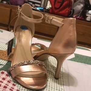 Nine West Pink Blush Metallic Heels